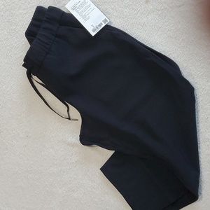 Lululemon On the Fly Crop Size 10